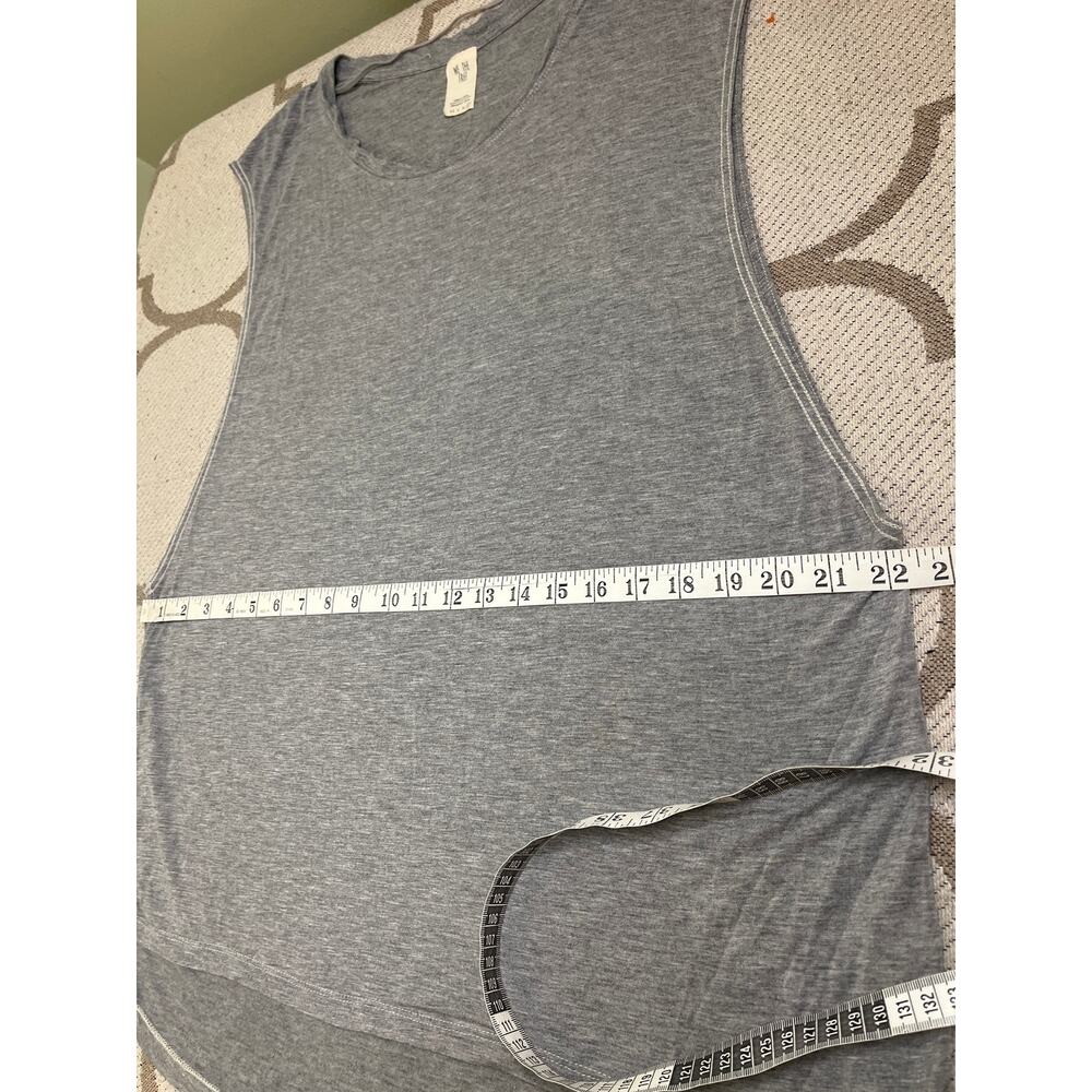 Free People We The Free "The It" Gray Muscle Tank Top, size large - Picture 7 of 8